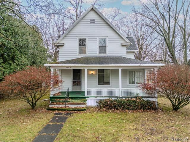 front view picture of 310 S Wood Street, Stockbridge, MI. 49285