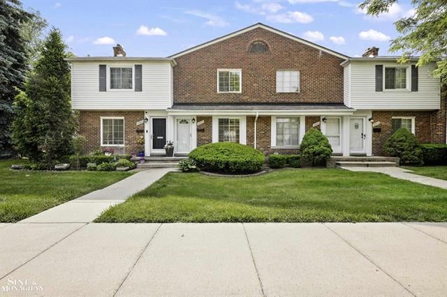front view picture of 22920 Marter Road, Saint Clair Shores, MI. 48080