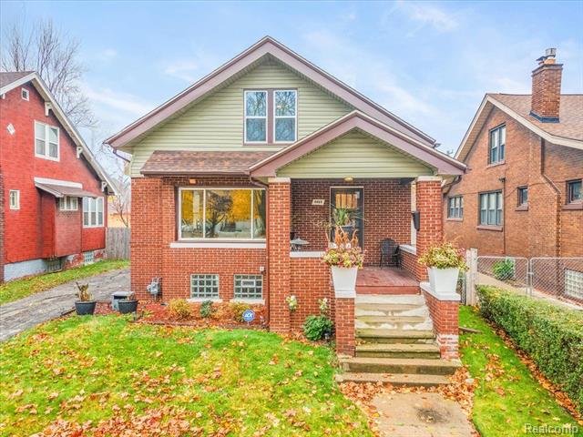front view picture of 4469 Beniteau Street, Detroit, MI. 48214