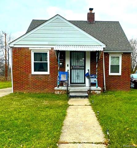 front view picture of 16019 E State Fair Street, Detroit, MI. 48205