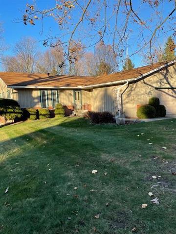 front view picture of 356 Schaffer Court, Manchester, MI. 48158