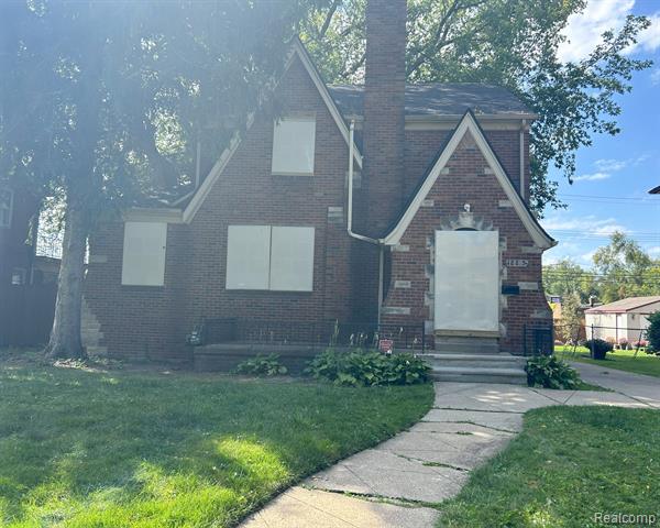 front view picture of 18815 Lancashire Street, Detroit, MI. 48223