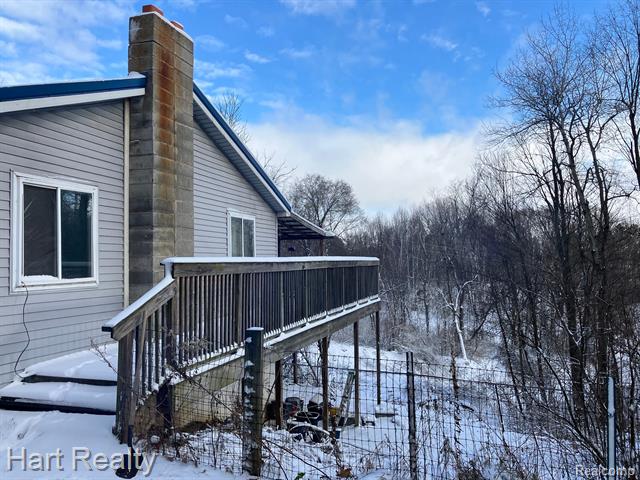 front view picture of 6845 N Lake Road, Otter Lake, MI. 48464