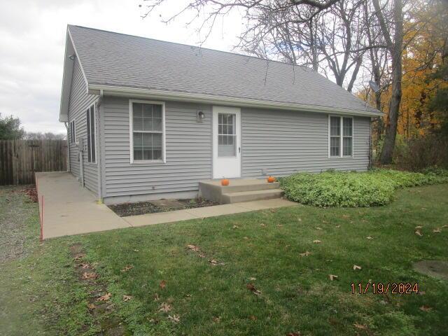 front view picture of 1698 Anderson Road, Cassopolis, MI. 49031