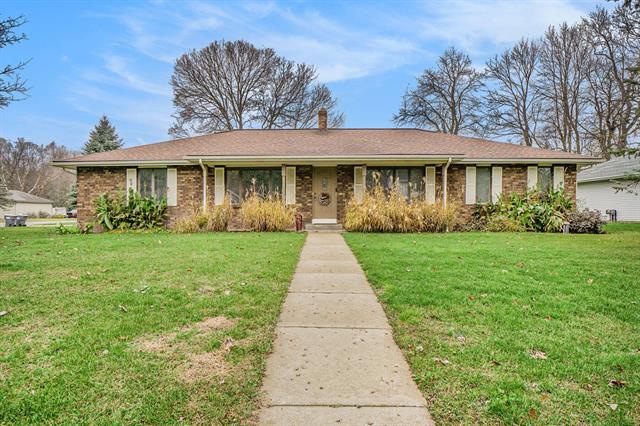 front view picture of 6154 Torrington Road, Kalamazoo, MI. 49009