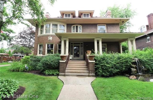 front view picture of 90 Edison Street, Detroit, MI. 48202