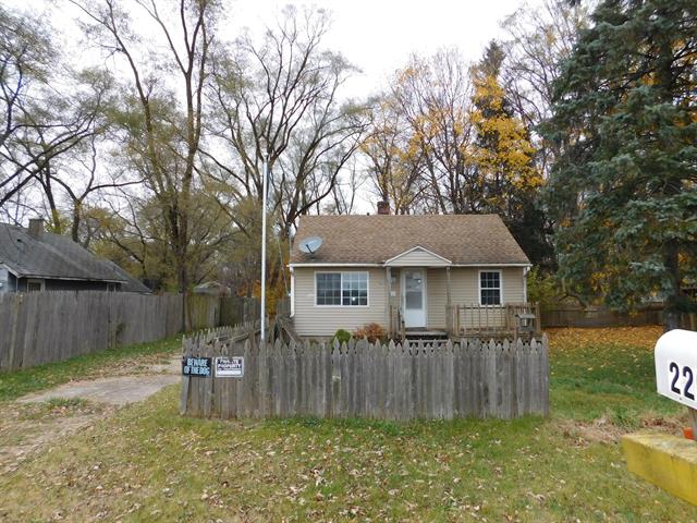 front view picture of 2265 Holly Street, Benton Harbor, MI. 49022