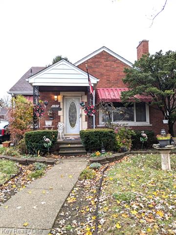 front view picture of 11317 Somerset Avenue, Detroit, MI. 48224