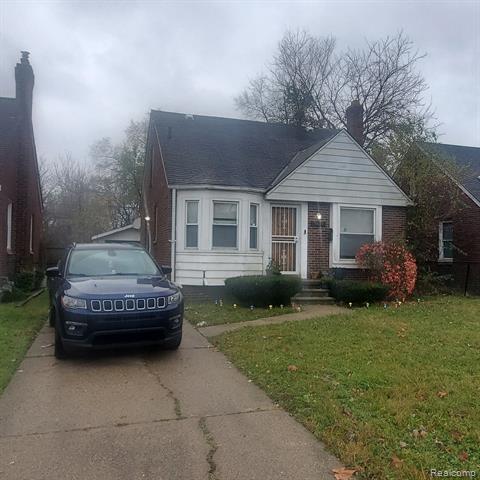 front view picture of 15834 Manning Street, Detroit, MI. 48205