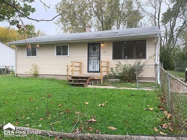 front view picture of 2014 Daron Place, Flint, MI. 48505
