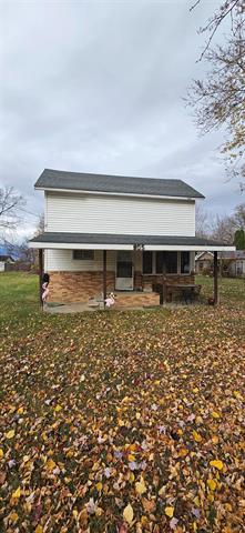 front view picture of 905 E Arcada Street, Ithaca, MI. 48847
