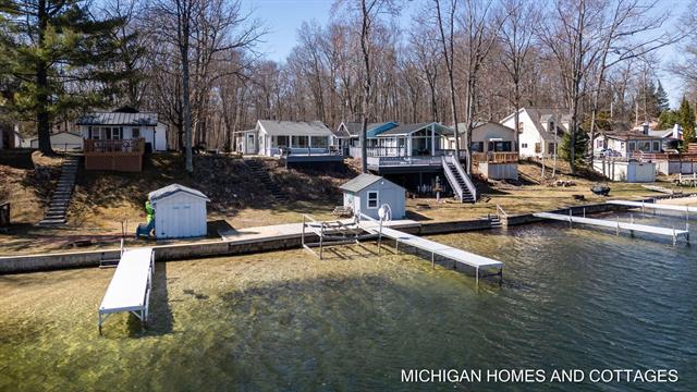 front view picture of 1717 Arbor Road, Lake, MI. 48632