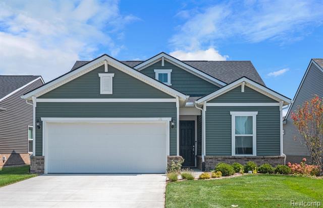 front view picture of 4133 Flagstone Drive, Milford, MI. 48381