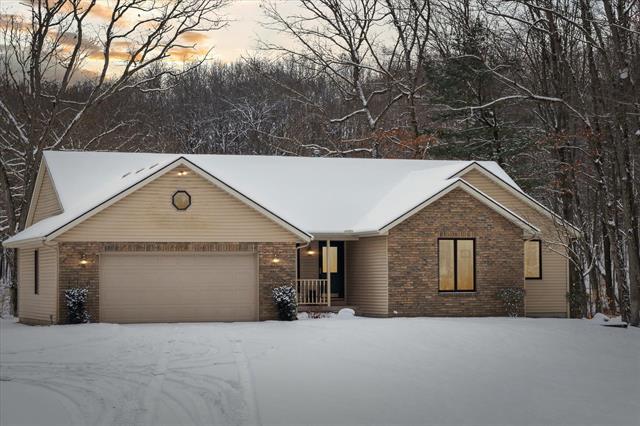 front view picture of 4669 Forest Vale Road, Pierson, MI. 49339