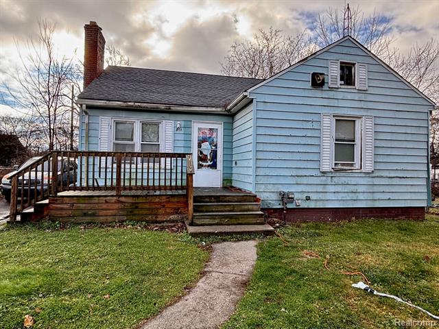 front view picture of 311 W Genesee Street W, Flint, MI. 48505