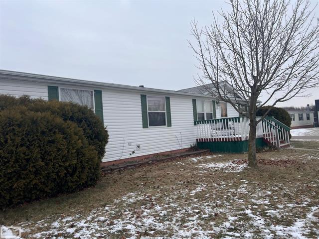 front view picture of 190 Beacon Court, Port Huron, MI. 48040