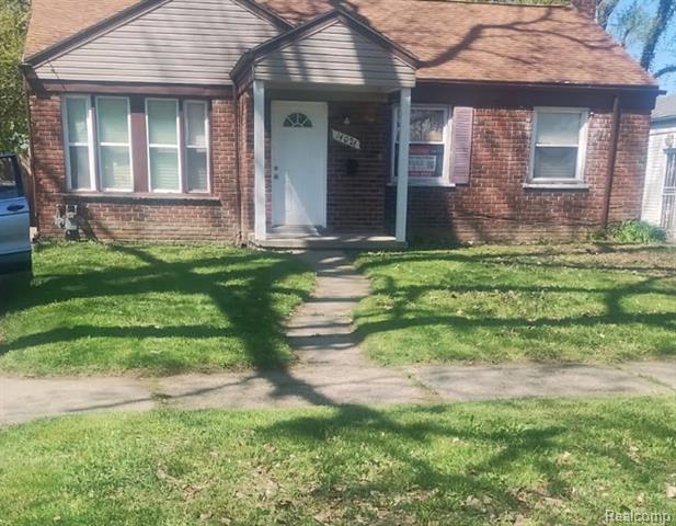 front view picture of 14024 Pembroke Avenue, Detroit, MI. 48235