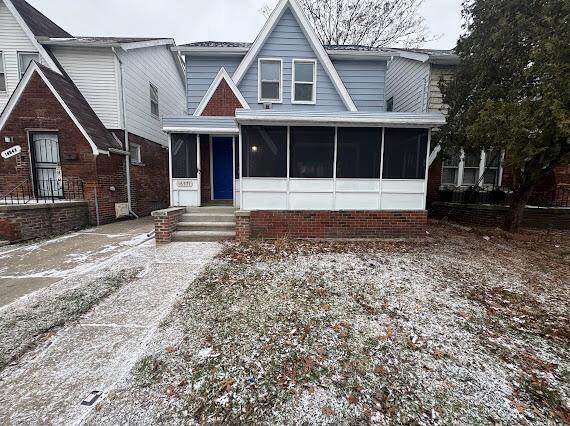 front view picture of 16571 Woodingham Drive, Detroit, MI. 48221