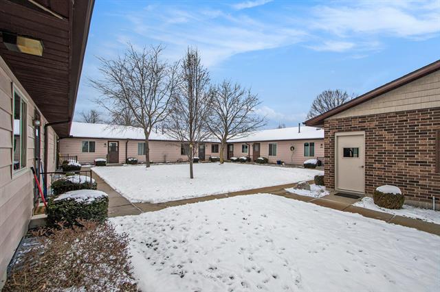 front view picture of 4819 Weston Avenue, Kalamazoo, MI. 49006