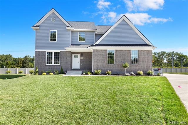 front view picture of 26328 Silver Creek Drive, Flat Rock, MI. 48134