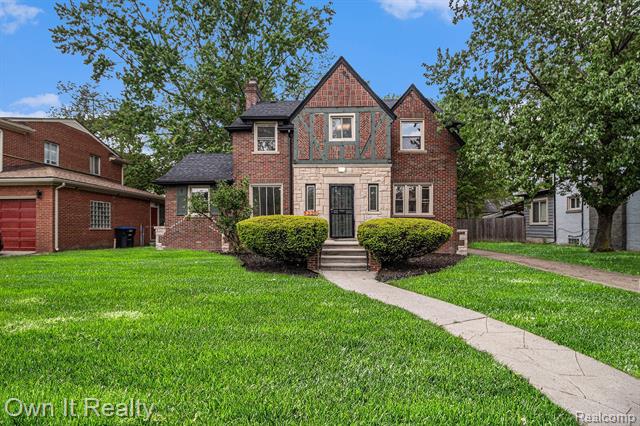 front view picture of 9320 W Outer Drive, Detroit, MI. 48219