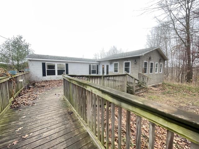 front view picture of 15085 26 Mile Road, Albion, MI. 49224