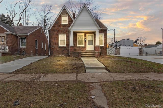 front view picture of 8131 Coyle Street, Detroit, MI. 48228