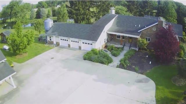front view picture of 17787 Indian Prairie Road, White Pigeon, MI. 49099
