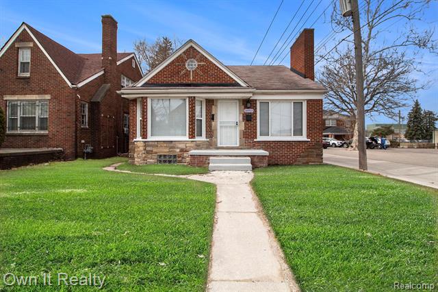 front view picture of 16915 Marlowe Street, Detroit, MI. 48235