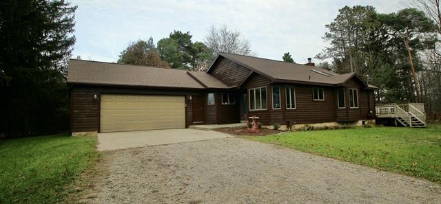 front view picture of 5400 152Nd Avenue, West Olive, MI. 49460