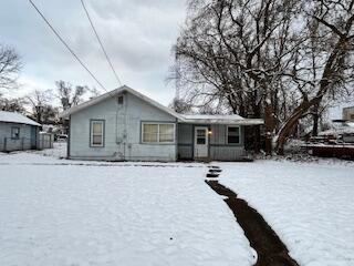 front view picture of 1290 Southport Avenue, Benton Harbor, MI. 49022