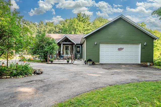 front view picture of 3045 Lt Glendora Road, Buchanan, MI. 49107