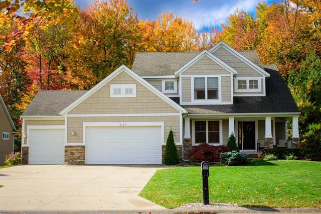 front view picture of 16471 W Willow Drive, Spring Lake, MI. 49456