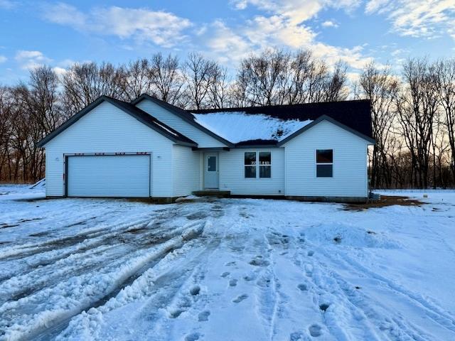 front view picture of 3224 Signal Point Drive, Allegan, MI. 49010