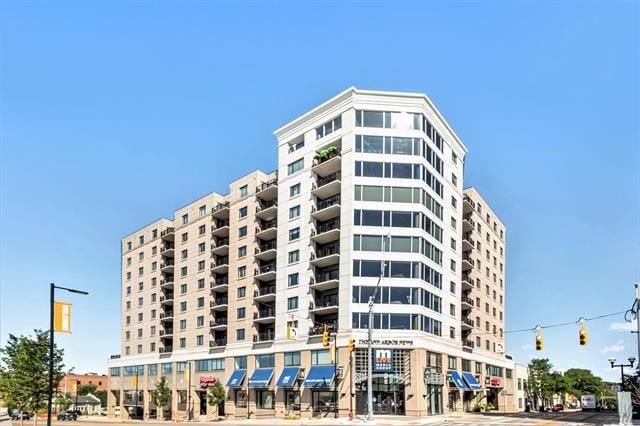 front view picture of 111 N Ashley Street, Ann Arbor, MI. 48103