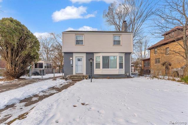 front view picture of 3819 Yorkshire Road, Detroit, MI. 48224