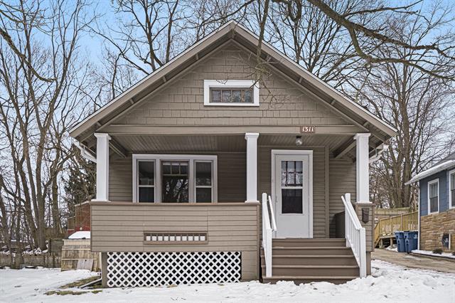 front view picture of 1311 Blakeslee Street, Kalamazoo, MI. 49006