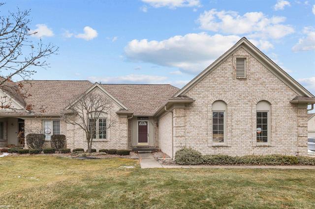 front view picture of 40201 Riverbend Drive, Sterling Heights, MI. 48310