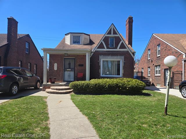 front view picture of 16601 Ferguson Street, Detroit, MI. 48235