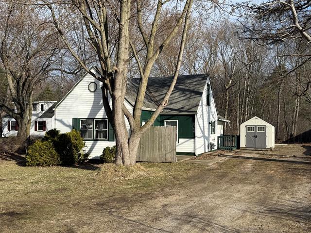 front view picture of 5366 Airline Road, Muskegon, MI. 49444