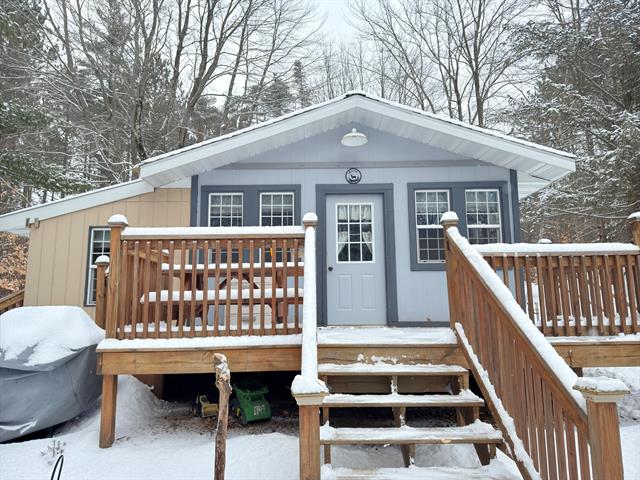 front view picture of 17093 220Th Avenue, Leroy, MI. 49655