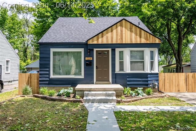 front view picture of 17330 Five Points Street, Redford, MI. 48240