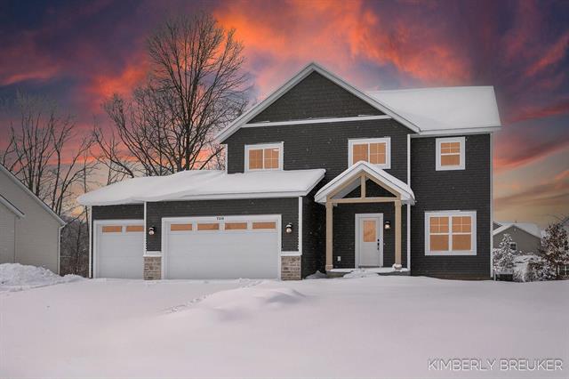 front view picture of 7349 Yellowstone Drive, Hudsonville, MI. 49426