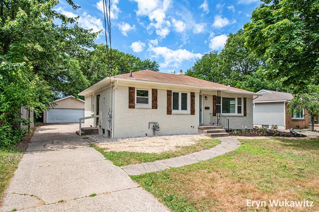 front view picture of 3503 Collingwood Avenue Sw, Wyoming, MI. 49519