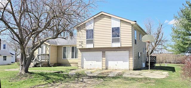 front view picture of 2486 Miami Beach Drive, Flint, MI. 48507