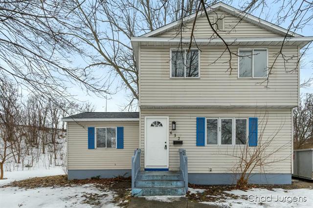 front view picture of 632 Houston Avenue, Muskegon, MI. 49441