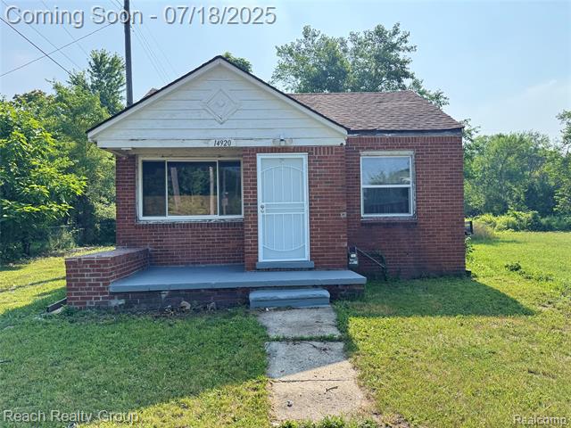 front view picture of 14920 Tuller Street, Detroit, MI. 48238