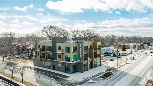 front view picture of 16530 Warren Avenue, Detroit, MI. 48224