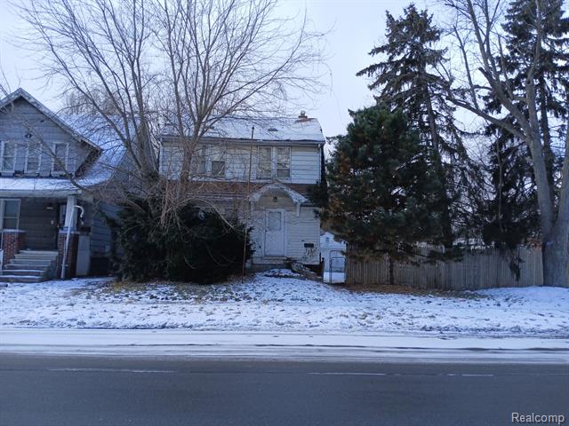 front view picture of 17435 Waltham Street, Detroit, MI. 48205