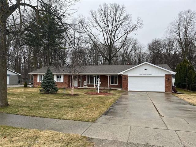 front view picture of 7794 Geddes Road, Saginaw, MI. 48609